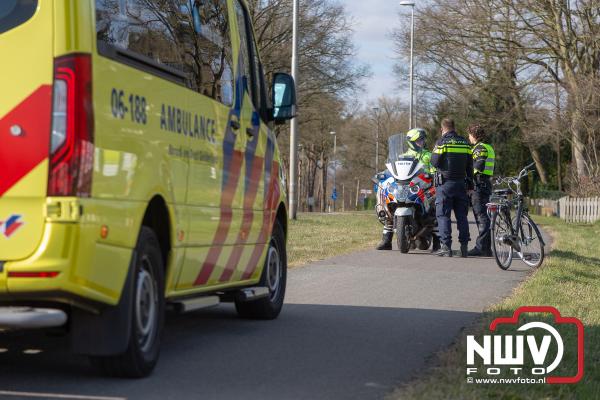 Politie is op zoek naar doorrijder na ongeval met fietser 't Harde - © NWVFoto.nl