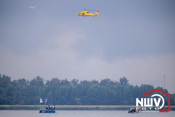 Grip 1 grote zoekactie naar Duits gezin op het Veluwemeer, moeder, vader en dochter (5) overleden - © NWVFoto.nl