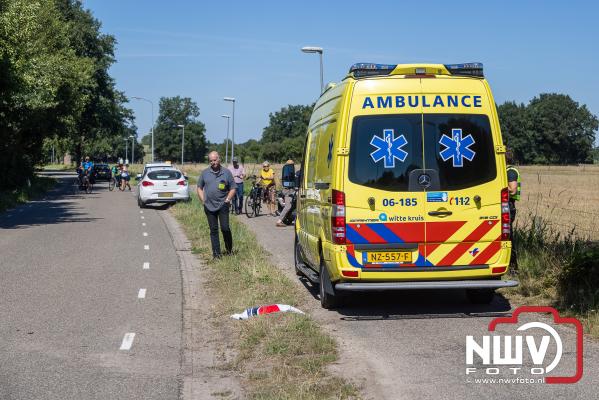 Motorrijder gewond na botsing met auto Stadsweg op 't Harde - © NWVFoto.nl