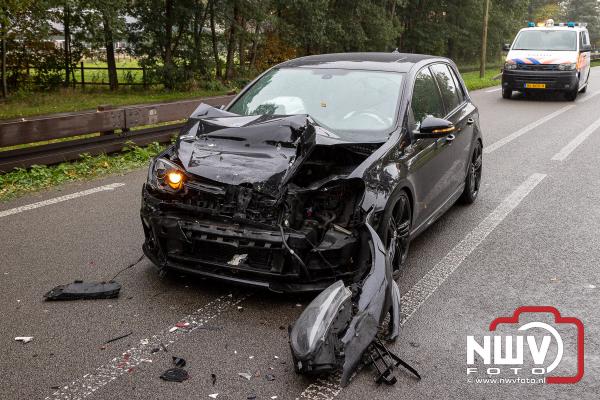 Bestuurder raakt gewond na botsing met mini vrachtwagen Zuiderzeestraatweg in Oldebroek - © NWVFoto.nl