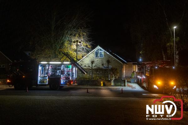 Felle schoorsteenbrand met precisie geblust op 't Harde - © NWVFoto.nl