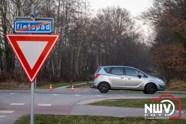 Fietser raakt gewond bij ongeval Eperweg N309 't Harde - © NWVFoto.nl