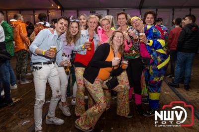 Kokki’s Viert de Lente met een Foute Party in de feesttent aan de Bovenheigraaf Oldebroek. - © NWVFoto.nl
