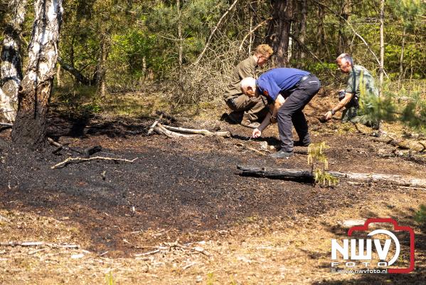 Ongewenste overnachting in het bos zorgt voor natuurbrand in Oldebroek - © NWVFoto.nl