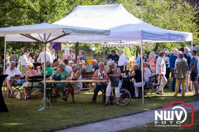  Lions Elburg-Oldebroek organiseerde dit jaar weer succes vol een muziekfestival voor goede doelen in de Kloostertuin van museum Elburg. - © NWVFoto.nl