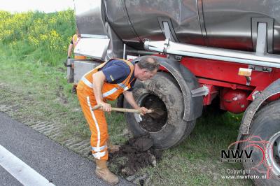 13-04-2016 Berging vrachtwagen na dodelijk ongeval N50 Kampen - © NWVFoto.nl