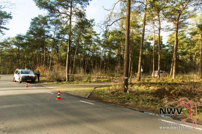 29-03-2016 lijk gevonden in bossen bij Nunspeet - © NWVFoto.nl