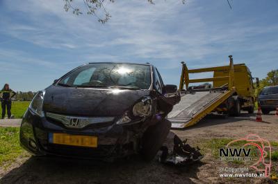 05-05-2015 Ongeval tussen twee auto's op de Bovenweg 't Harde - © NWVFoto.nl