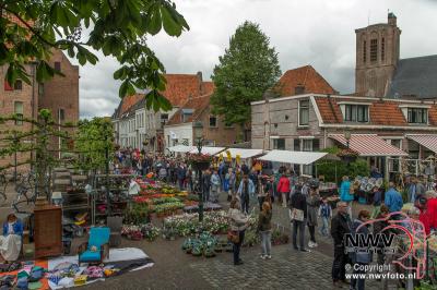 Pinkstermarkt Elburger Sportclub in binnenstad van Elburg 16-05-2016 - © NWVFoto.nl