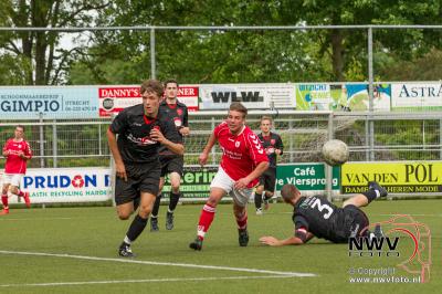 In de nacompetitie zijn vv Hulshorst tegen vv Oene niet verder gekomen dan een gelijk spel - © NWVFoto.nl