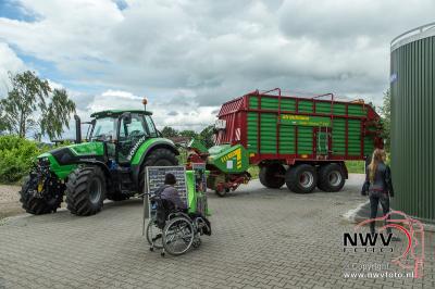 Open dag bij biologisch melk en vleesveebedrijf Ko-Kalf in Doornspijk  - © NWVFoto.nl