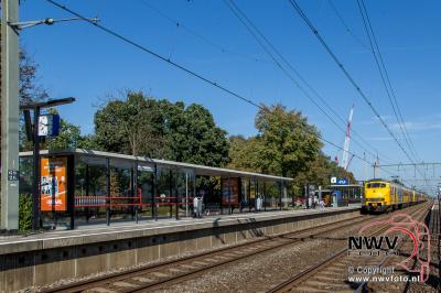 Apekop maakt voor laatste maal stop  op station 't Harde. - © NWVFoto.nl