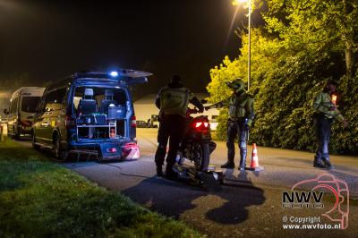 Grote politie verkeerscontrole op 't Harde - © NWVFoto.nl