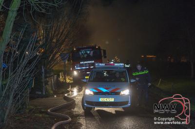 Uitslaande brand in leegstaande boerderij aan de Kleine Woldweg Oosterwolde. - © NWVFoto.nl