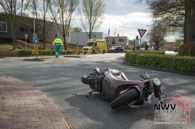 Ongeval scooter auto Oostelijke Rondweg Elburg. - © NWVFoto.nl