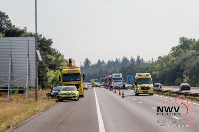 Eenzijdig ongeval met inzet trauma heli, A28 Li 64,8 Nunspeet. - © NWVFoto.nl