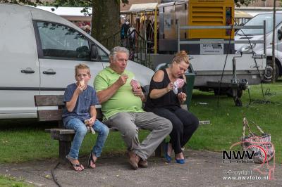 Boerenmarkt Doornspijk trekt weer veel bezoekers. - © NWVFoto.nl