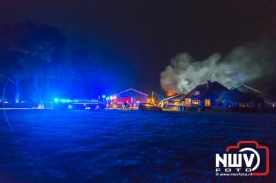 Brand in schuur met opslag van hooi aan de Veelhorsterweg in Nunspeet. - © NWVFoto.nl