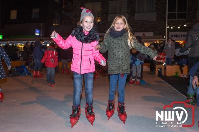 Het was vol op genieten tijdens het winterfeest op 't Harde. - © NWVFoto.nl