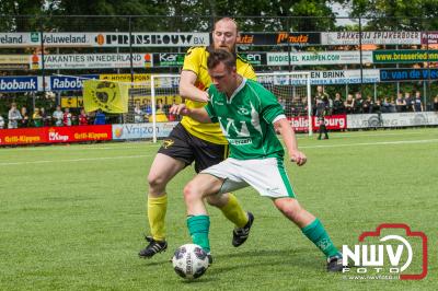 VSCO61 en OWIOS beide veilig via smakeloze derby - © NWVFoto.nl
