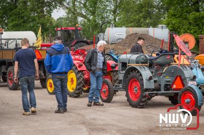 Veluwse toertocht met oldtimer tractoren door gemeente Elburg en Oldebroek. - © NWVFoto.nl