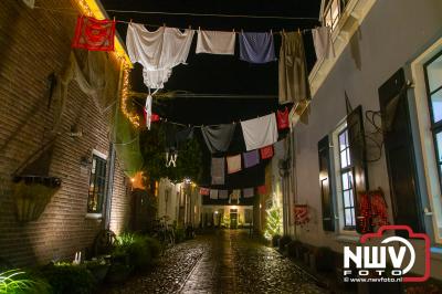 Gezellig druk tijdens winter in de vesting op vrijdagavond. - © NWVFoto.nl