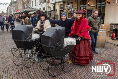 Winter in de vesting een gezellig winter evenement in de tijdgeest van het jaar 1900. - © NWVFoto.nl