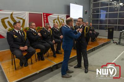 Koninklijke onderscheiding aan 11 Elburger brandweermannen uitgereikt.  - © NWVFoto.nl