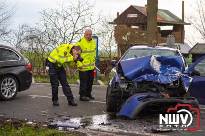 N309 Flevoweg bij Elburg is vrijdag uren afgesloten geweest i.v.m. onderzoek ongeval, waarbij twee gewonden zijn gevallen. - © NWVFoto.nl