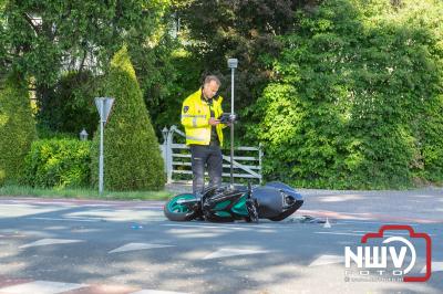 Scooterrijder naar het ziekenhuis door aanrijding met auto Zuiderzeestraatweg Elburg - © NWVFoto.nl