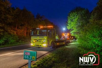 Toerit A28 Li 66.2 Nunspeet tijdelijk afgesloten na eenzijdig ongeval, waarbij automobilist gewond is geraakt. - © NWVFoto.nl