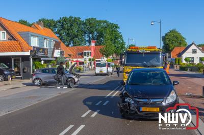Man ziet bij het oprijden van de Eperweg auto over het hoofd. - © NWVFoto.nl