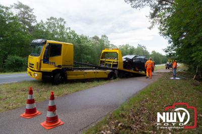 Geen letsel, maar wel ravage bij eenzijdig ongeval Woldberg Elburgerweg Epe. - © NWVFoto.nl