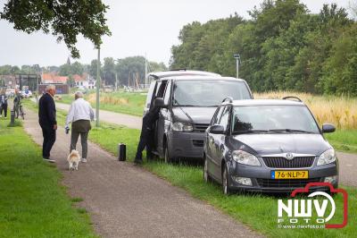 Uitgebreid onderzoek na het aantreffen van een overleden persoon in zeilbootje haven van Elburg. - © NWVFoto.nl