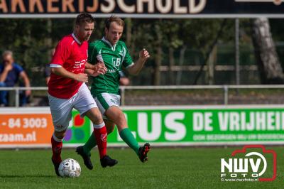 Owios verspeelt in de negentigste minuut de winst op vv Hierden. - © NWVFoto.nl