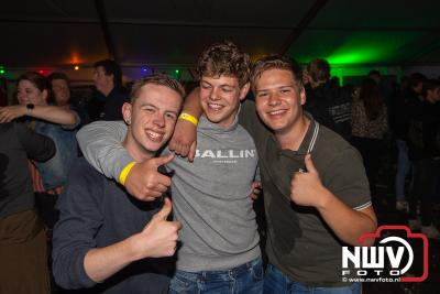 Na anderhalf jaar kon er weer gefeest worden op 't Harde.   - © NWVFoto.nl