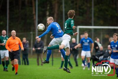 sv 't Harde laat punten liggen in een matige wedstrijd tegen de Noord Veluwe Boys. - © NWVFoto.nl